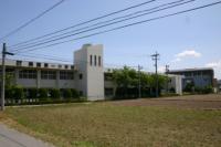 南関第一小学校の外観