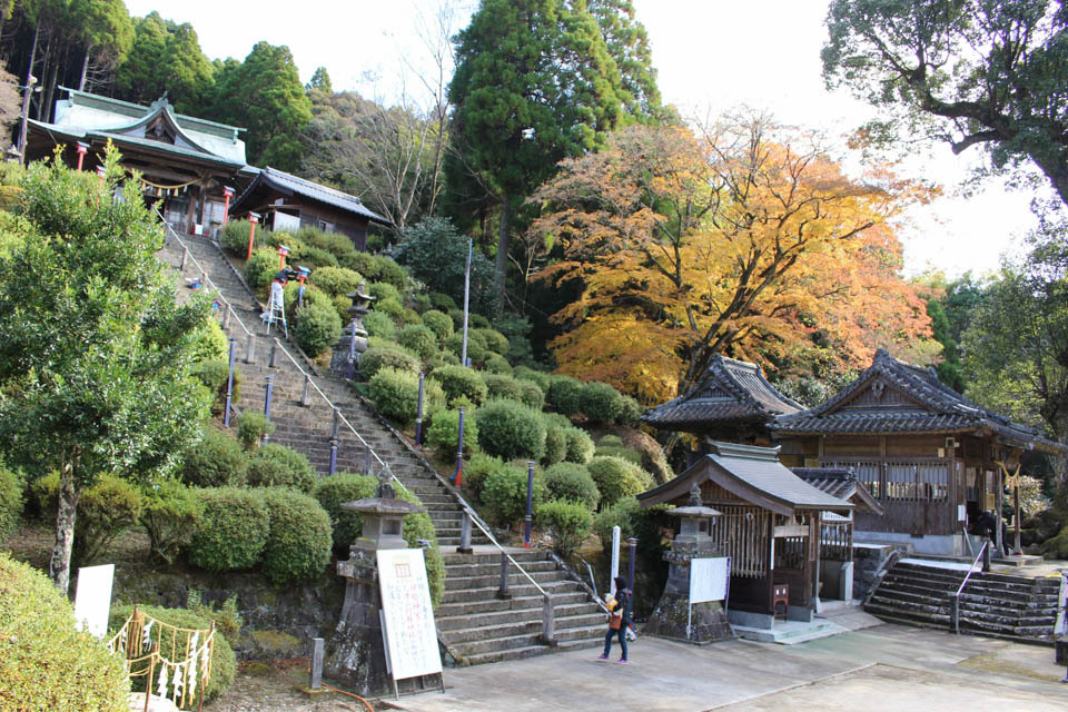 大津山神社の四季